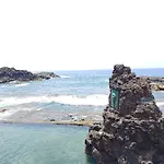 Cozy In Front Of The Natural Pools *