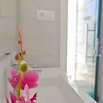 Cozy In Front Of The Natural Pools Apartment